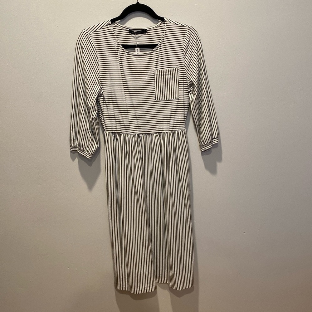 Dress black snd white Medium NWT
